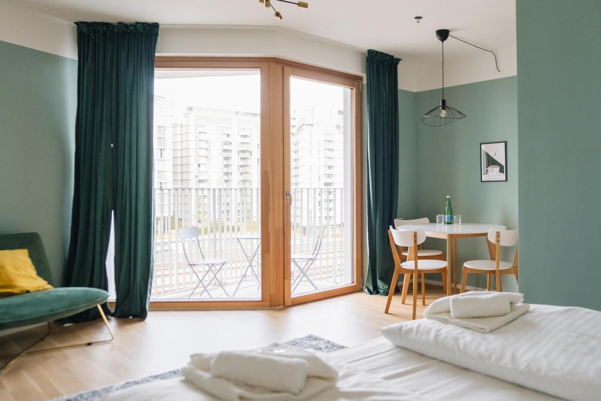 Decorous Cozy City View Suite Відень Екстер'єр фото